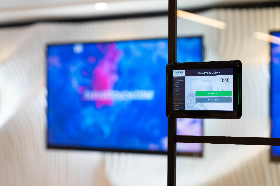 ROOM BOOKING CLEVER 10" (1 Year Swap Warranty) - Imagen 5